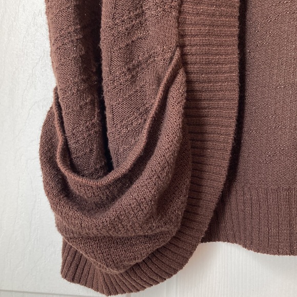 Maurice’s Short Sleeve Sweater Cardigan - Picture 3 of 6